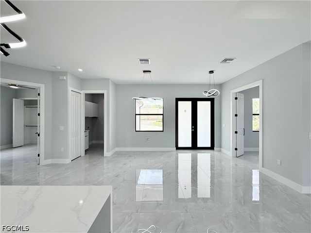 757 Switchboard LN, Lehigh Acres, FL 33974