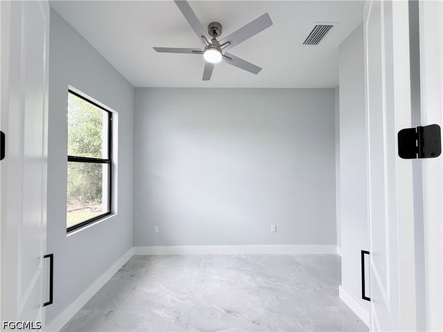 757 Switchboard LN, Lehigh Acres, FL 33974