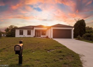 757 Switchboard LN, Lehigh Acres, FL 33974