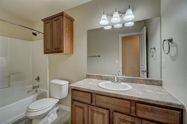 510 NE 20th Street, Newcastle, OK 73065