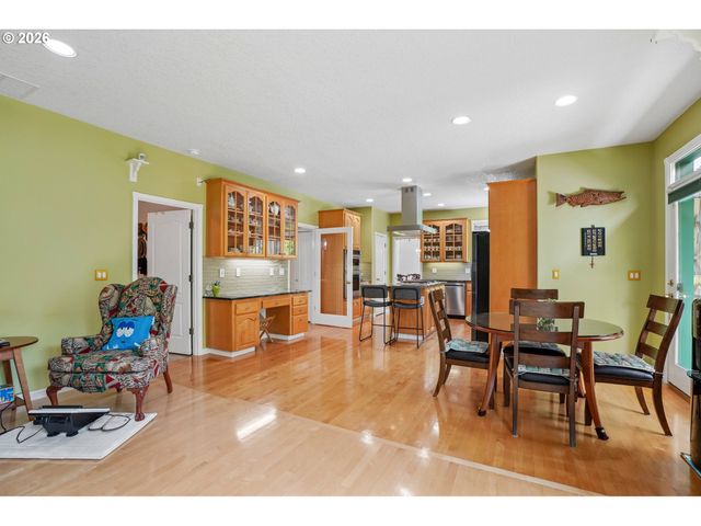 680 Nw 167TH Ave, Beaverton, OR 97006