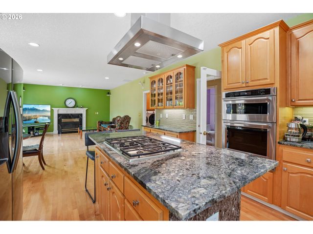 680 Nw 167TH Ave, Beaverton, OR 97006