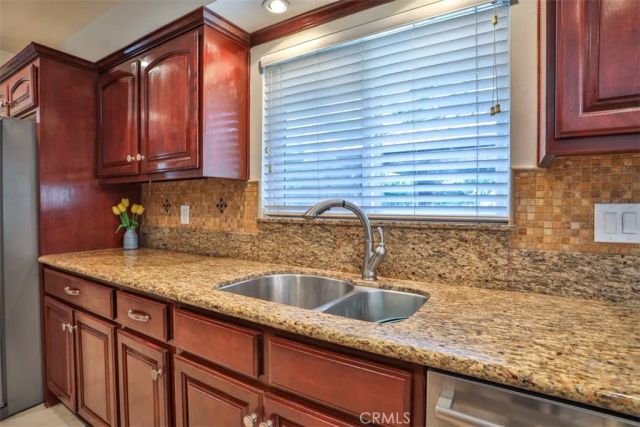 561 Crooked Arrow, Diamond Bar, CA 91765