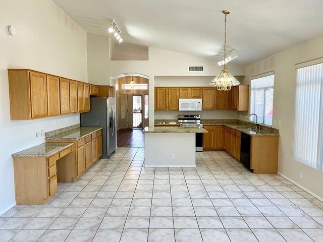 1230 E Captain Dreyfus Avenue, Phoenix, AZ 85022