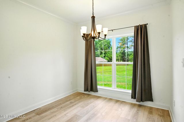 21 Charbonneau, Sumrall, MS 39482