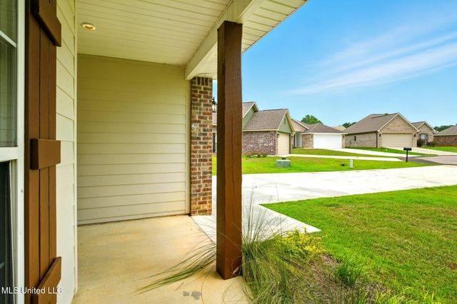 21 Charbonneau, Sumrall, MS 39482