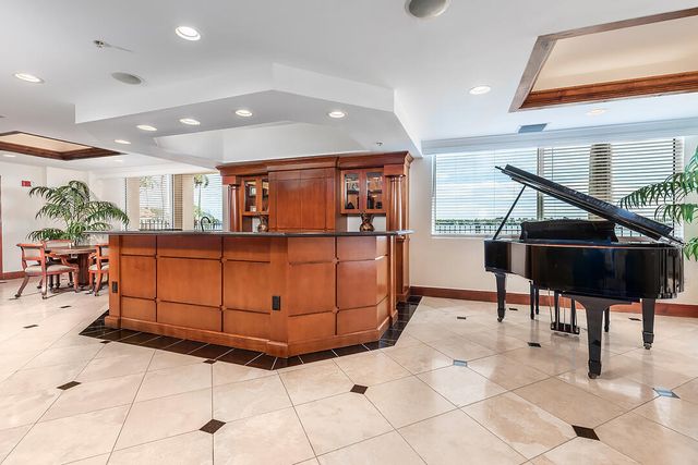 1801 N Flagler Drive 818, West Palm Beach, FL 33407