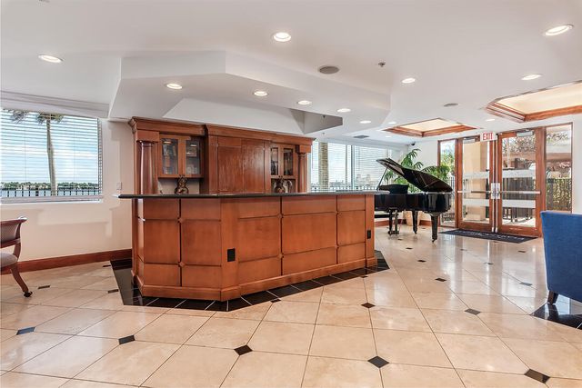 1801 N Flagler Drive 818, West Palm Beach, FL 33407