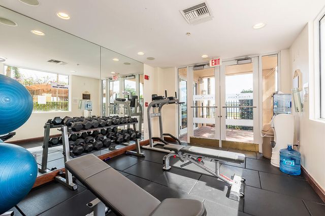 1801 N Flagler Drive 818, West Palm Beach, FL 33407