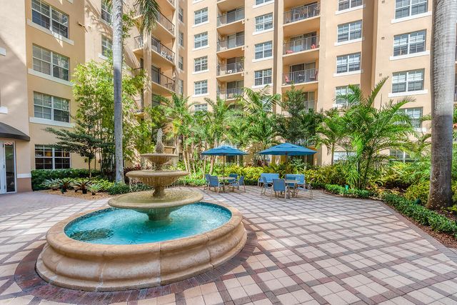 1801 N Flagler Drive 818, West Palm Beach, FL 33407