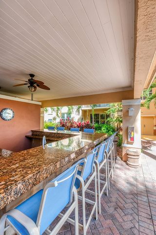 1801 N Flagler Drive 818, West Palm Beach, FL 33407