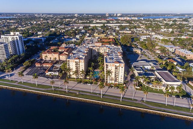 1801 N Flagler Drive 818, West Palm Beach, FL 33407
