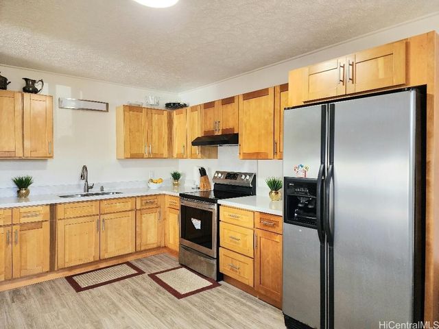 1638 Makamua Street, Pearl City, HI 96782