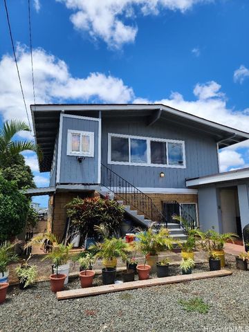 1638 Makamua Street, Pearl City, HI 96782
