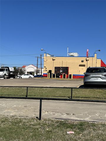 8507 Camp Bowie West Boulevard, Fort Worth, TX 76116