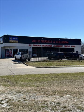 8507 Camp Bowie West Boulevard, Fort Worth, TX 76116