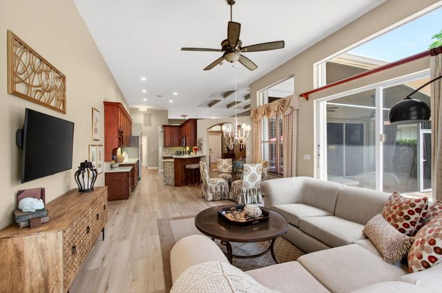 68 Lake Eden Drive, Boynton Beach, FL 33435