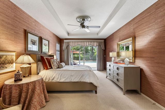 68 Lake Eden Drive, Boynton Beach, FL 33435