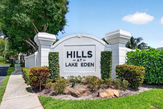 68 Lake Eden Drive, Boynton Beach, FL 33435