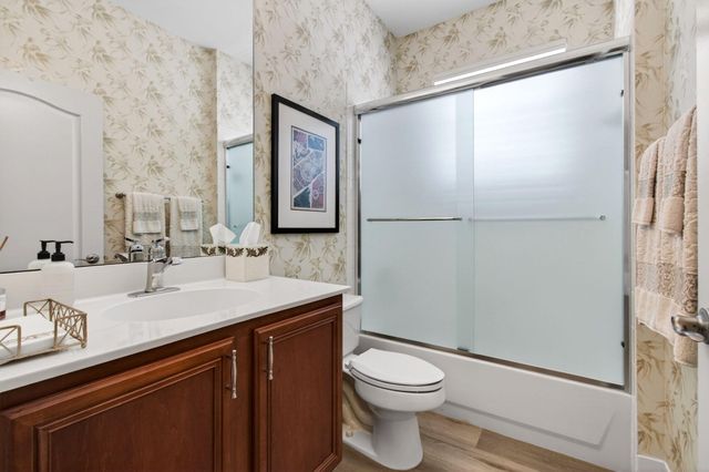 68 Lake Eden Drive, Boynton Beach, FL 33435