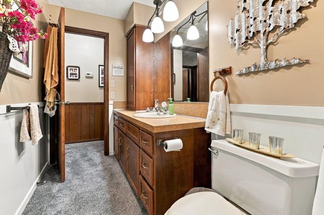 7258 Yorkshire Drive, Hudsonville, MI 49426