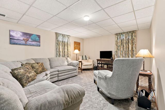 7258 Yorkshire Drive, Hudsonville, MI 49426