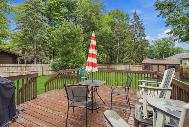 7258 Yorkshire Drive, Hudsonville, MI 49426