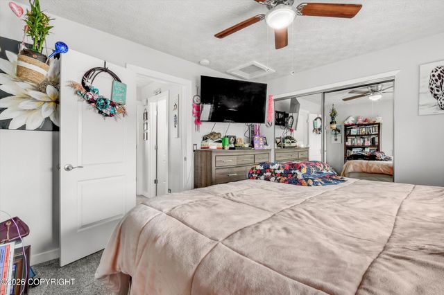 3550 Nebula Circle, Anchorage, AK 99517