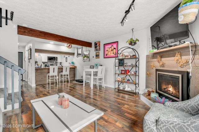 3550 Nebula Circle, Anchorage, AK 99517