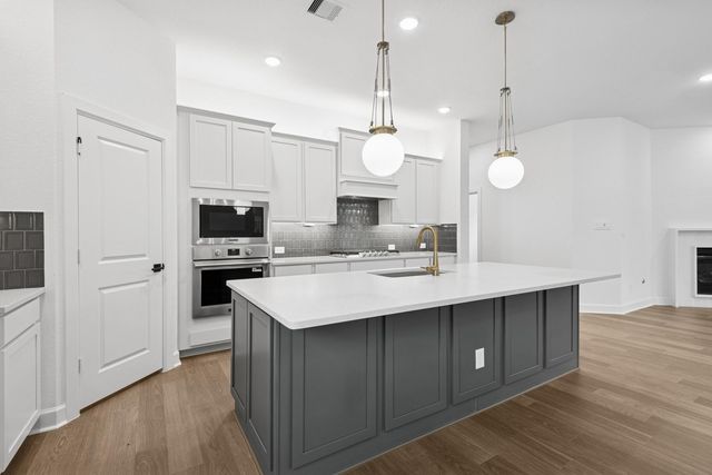 7632 Tall Trees Grove Lane, Porter, TX 77365