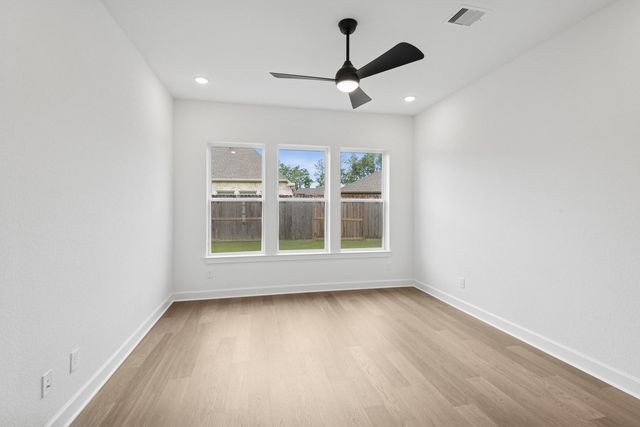 7632 Tall Trees Grove Lane, Porter, TX 77365