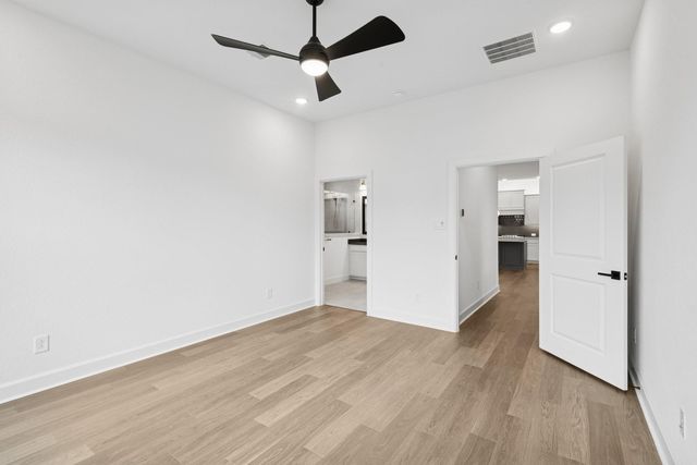 7632 Tall Trees Grove Lane, Porter, TX 77365