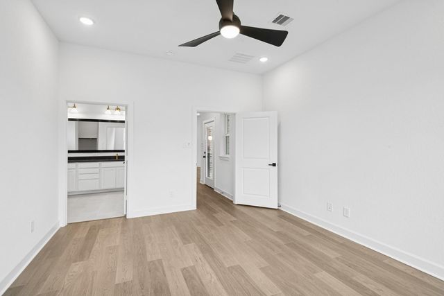 7632 Tall Trees Grove Lane, Porter, TX 77365