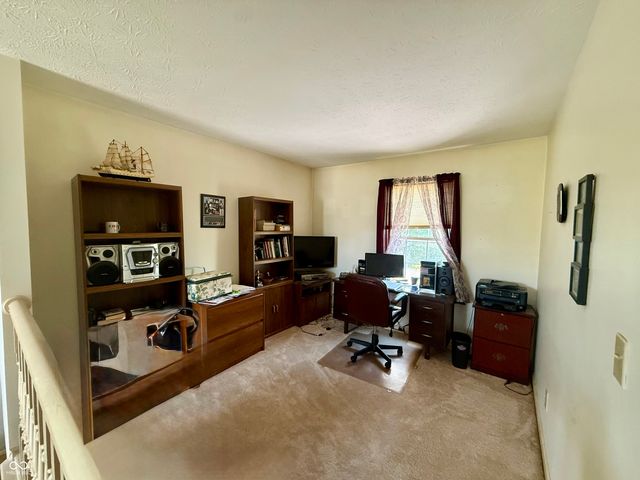 7557 Gold Coin Drive, Avon, IN 46123