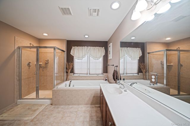11 Woodstork Drive, Mount Sinai, NY 11766