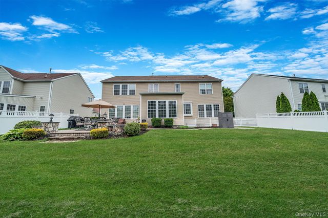 11 Woodstork Drive, Mount Sinai, NY 11766