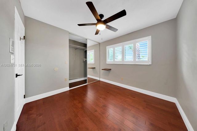 9800 SW 76th St, Miami, FL 33173