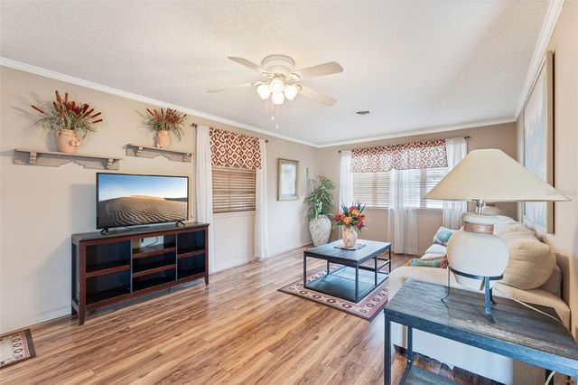 17561 COUNTY ROAD 455, Montverde, FL 34756