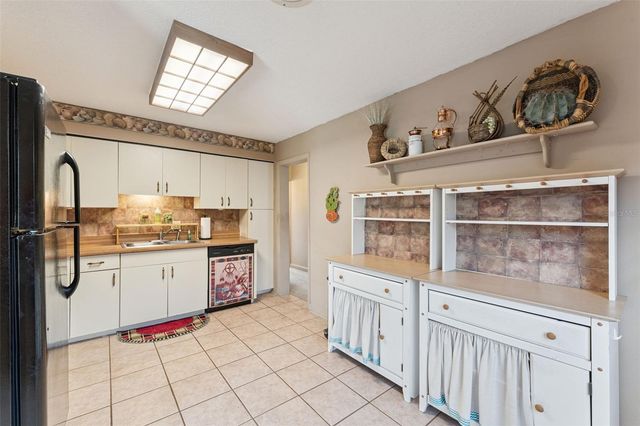 17561 COUNTY ROAD 455, Montverde, FL 34756