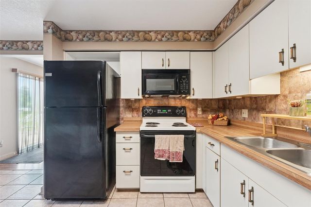 17561 COUNTY ROAD 455, Montverde, FL 34756