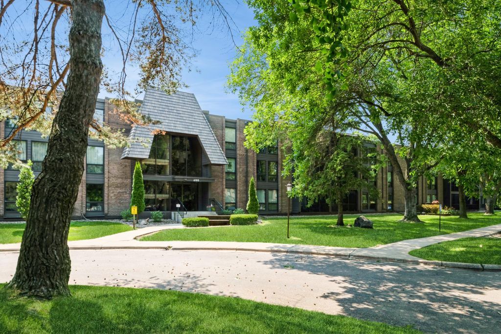 6105 Lincoln Drive 130, Edina, MN 55436 — exterior