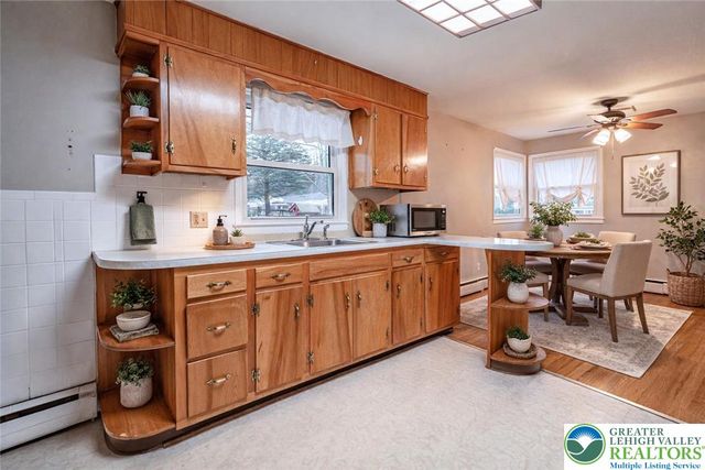 562 Fairview Street, Emmaus Boro, PA 18049