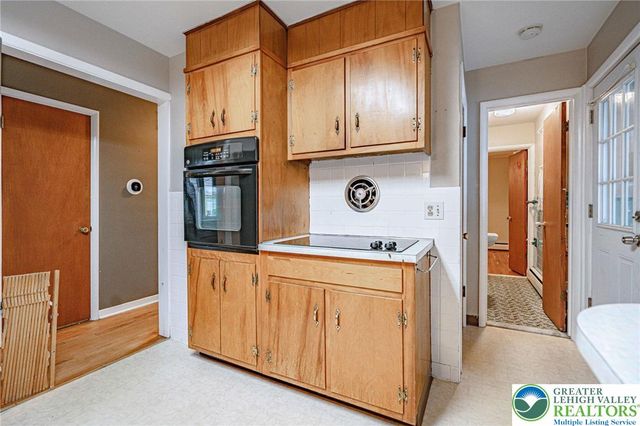 562 Fairview Street, Emmaus Boro, PA 18049