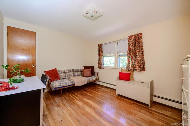 105 N Queens Avenue, Massapequa, NY 11758