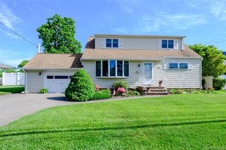 105 N Queens Avenue, Massapequa, NY 11758