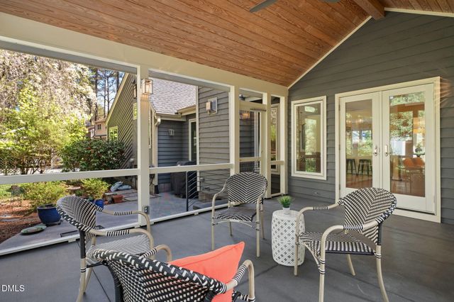 14 Timberlyne Road, Chapel Hill, NC 27514