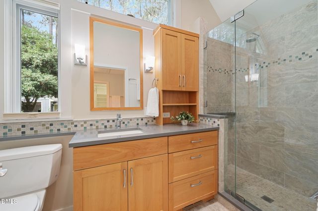 14 Timberlyne Road, Chapel Hill, NC 27514