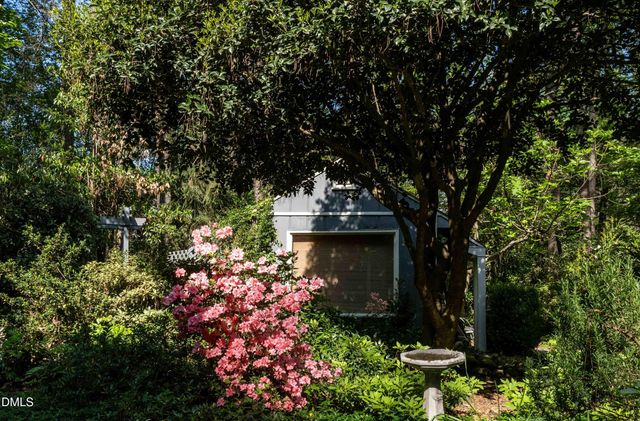 14 Timberlyne Road, Chapel Hill, NC 27514