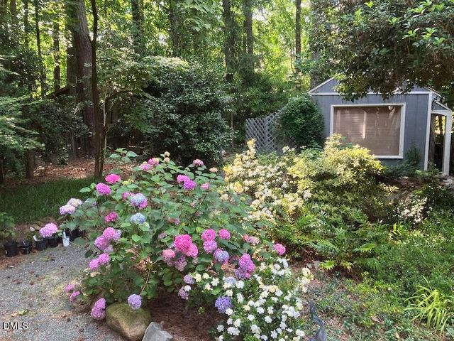 14 Timberlyne Road, Chapel Hill, NC 27514