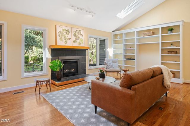 14 Timberlyne Road, Chapel Hill, NC 27514